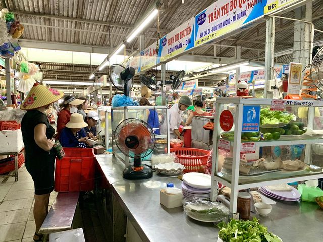 ベトナム　ベトナム観光　ダナン　コン市場に行ってきたよ！