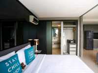 นอนชิลดูอาทิ​ตย์ตกทะเลบนrooftopที่Crossvibepattaya
