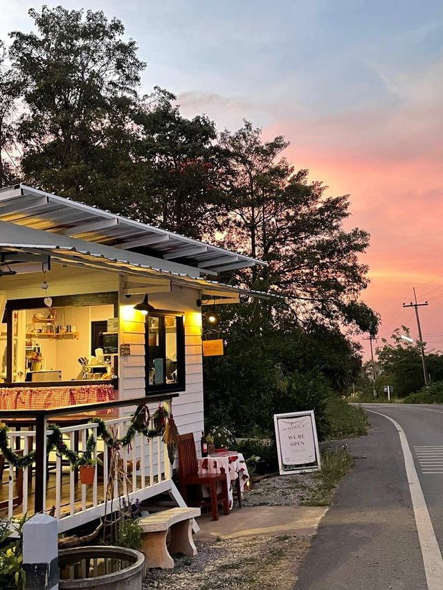 𝐇𝐨𝐦𝐞•𝐂𝐨𝐟𝐟𝐞𝐞•𝐂𝐨𝐳𝐲•𝐍𝐚𝐭𝐮𝐫𝐞🏡☕️🪑🍃