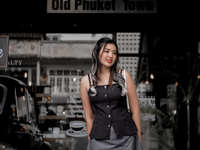 คาเฟ่สไตล์วินเทจ Coffee Talk Old Phuket Town