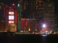 การแสดงดรตรีและแสงสีเสียงที่สวยงามบนอ่าววิคตอเรีย