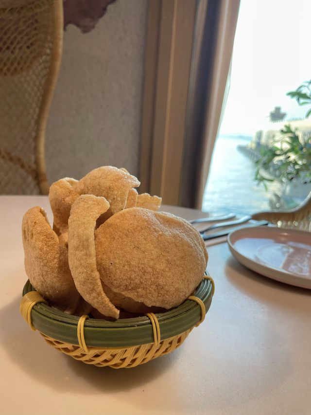 充滿少女心蜜糖海景下午茶