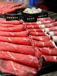 台北市 草莓吃到飽辛巴適麻辣鍋