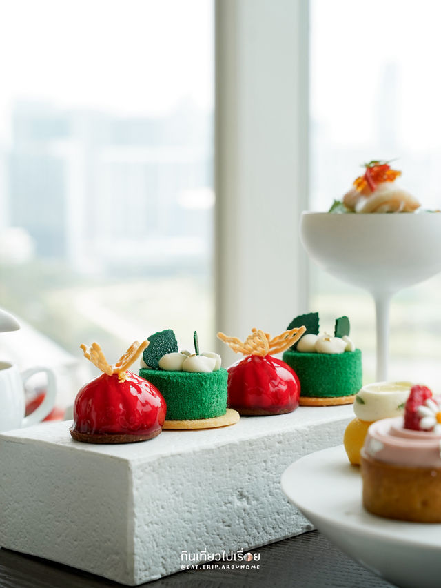 Afternoon Tea บนชั้น30 ของโรงแรมสุดหรูใจกลางเมือง