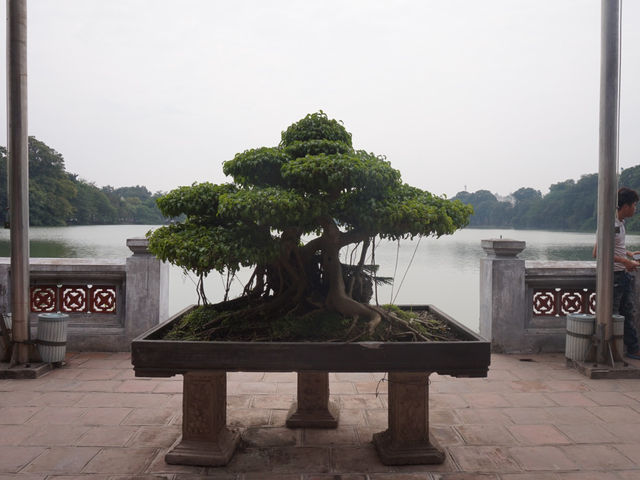 Ngoc Son Temple