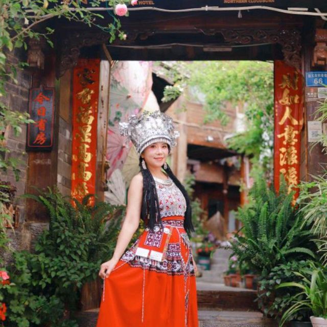 เฉิดฉาย ที่ลี่เจียงเมืองเก่า