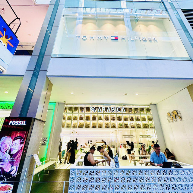 🇲🇾 Pavilion KL Outdoor shopping