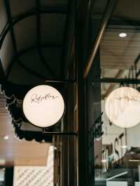 曼谷的Rebellion Café，咖啡店以其獨特的飲食文化