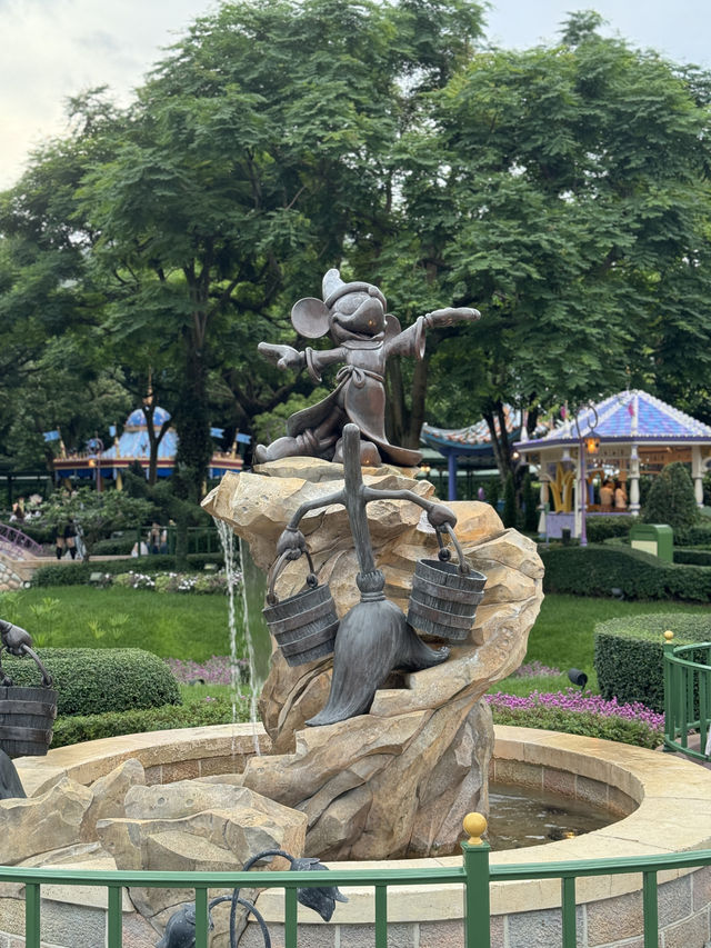 CoStudio | 香港ディズニーランド - 魔法の王国🏰✨