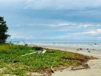 Lutong Beach 