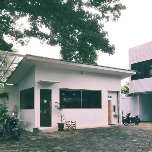 我順道去了最新的 KOPI MERPATI 分店
