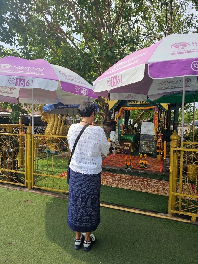 สัมผัสความงามของสปป.ลาว ณ พระธาตุหลวงเวียงจันทน์