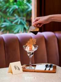 🦌 Little Hideout ร้านที่ขนมเค้กน่ารักมาก