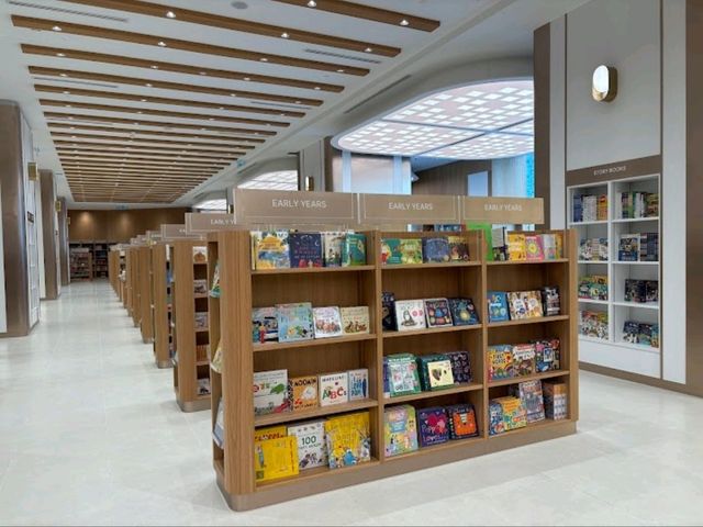 MPH Bookstores @ The Exchange TRX