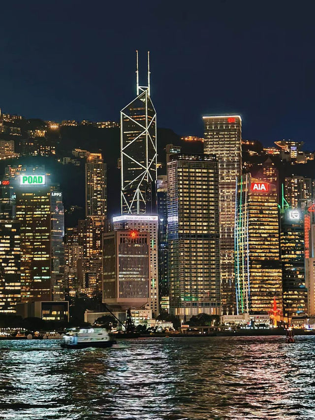 【香港維多利亞港】白天藍天白雲下的港景🔥🔥，必去景點🏖️