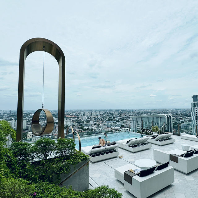 Heavenly Views at INNSiDE by Meliá Bangkok Sukhumvit's Infinity Pool