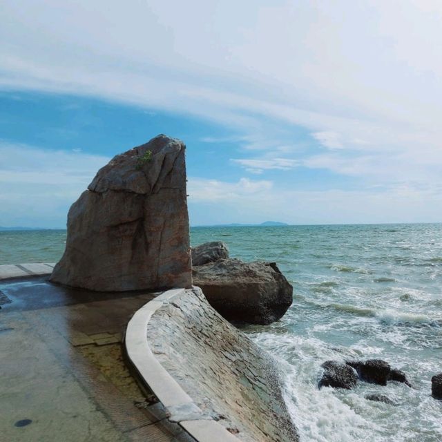 จุดชมวิวแหลมแท่น บางแสน ชลบุรี