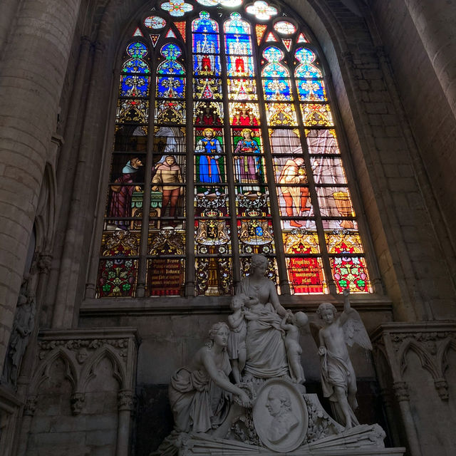 The Timeless Majesty of St. Michael and St. Gudula Cathedral: Brussels’ Gothic Gem