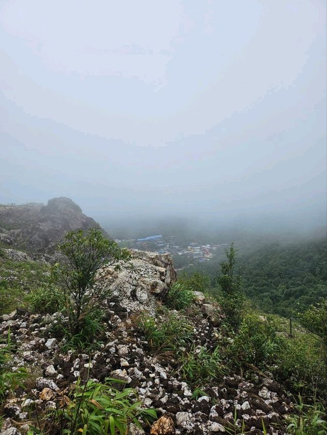 หมู่บ้านอีต่อง เหมืองปิล็อก