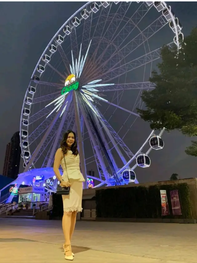 Asiatique The Riverfront