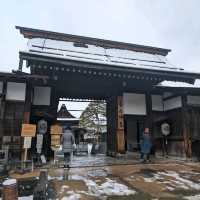 岐阜景點｜冬雪到「飛驒小京都」高山老街一日遊—高山 古い町並