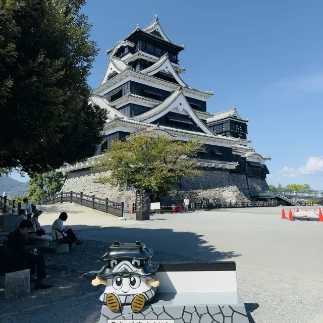Majestic Views and Timeless Charm: My Adventure at Kumamoto Castle!