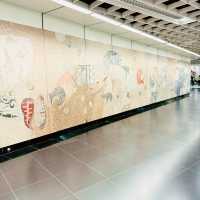 Orchard road busy Dhoby Ghaut MRT