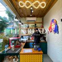 cafe by IT'S READY SPACE
