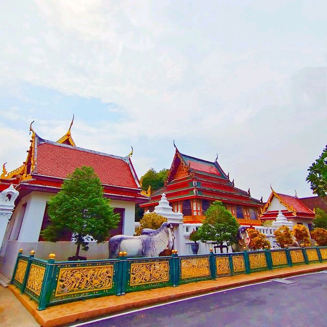 บรมบรรพต ภูเขาทอง