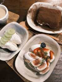 台灣旅遊·赤峰街大名鼎鼎的卜卜Cafe