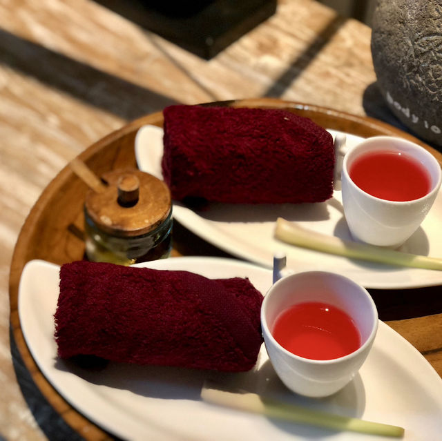 【バリ旅行】インスタ映えNO.1！UDAYA RESORTのフラワーバス♡！ 