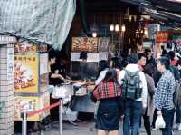 ปล่อยโคมลอยย่านเมืองเก่าที่  Shifen Old Street