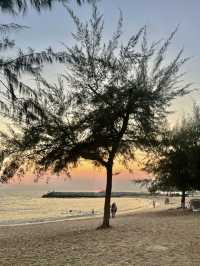 🇹🇭 rayong หาดแหลมเจริญ 🌊 🌅 ⛱️