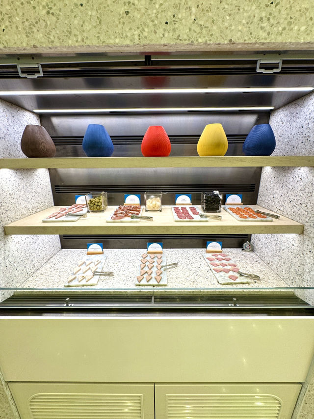 ベトナム　フーコック島観光　ラフェスタフーコックの朝食は最高だったぞ！