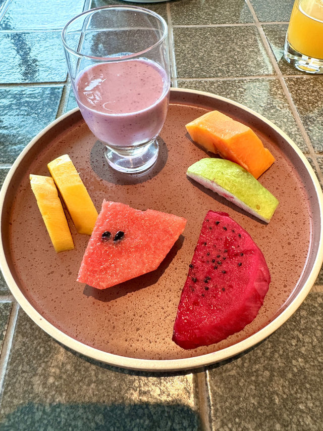 ベトナム　フーコック島観光　ラフェスタフーコックの朝食は最高だったぞ！