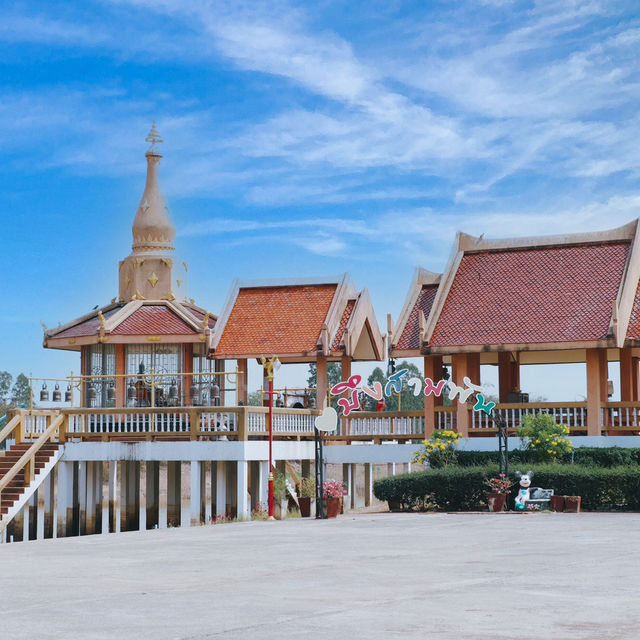 หลวงพ่อบึงสามพัน 