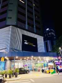 “de King KLCC: Comfort in KL’s Heartbeat!”