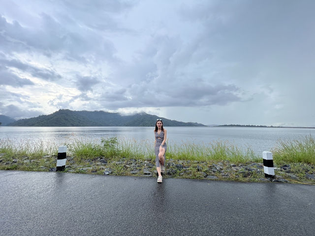 เขื่อนขุนด่านปราการชล