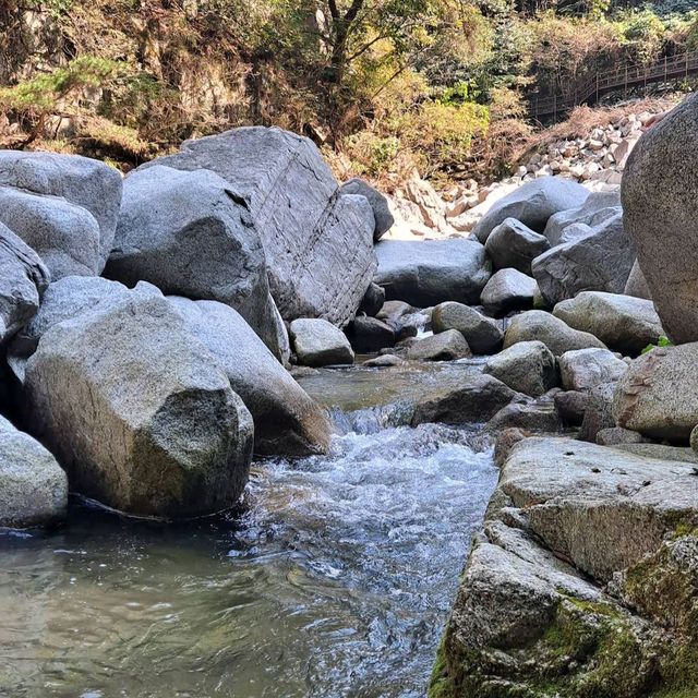 Guryong Valley
