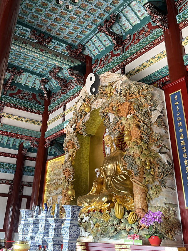 A Sacred Hidden Taoism Temple In City