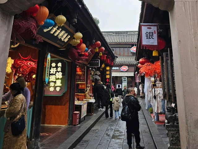 成都漫遊錦里，穿越千年尋味巴蜀