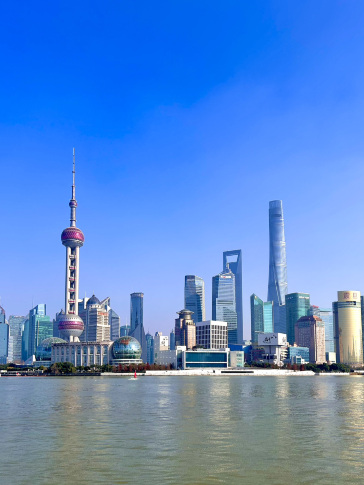 中国🇨🇳】お昼から絶景上海バンド-夢に見た景色- | Trip.com バンド