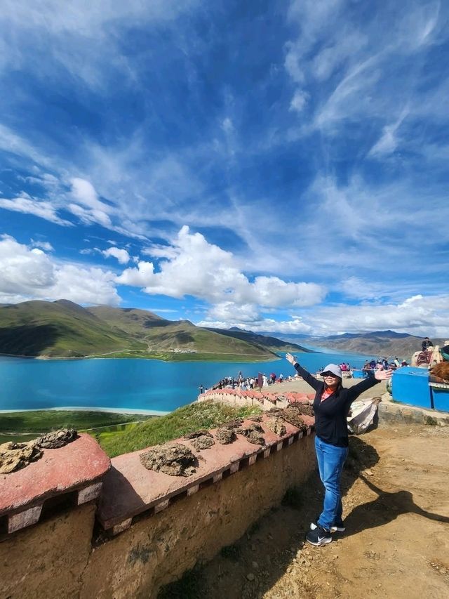 Yamdrok Lake: Tibet’s Turquoise Treasure