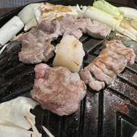 【北海道観光】本場の北海道で味わう✨絶品ジンギスカン食べ比べセット🐑