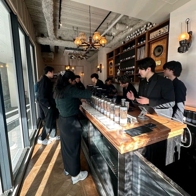 impressive cafe