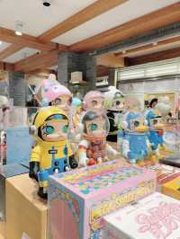 Pop mart สวยๆที่เฉิงตู ในซอยกว้างและแคบ