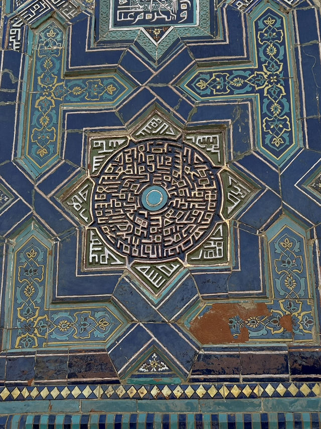The beauty of Uzbekistan buildings 😍