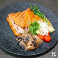 คาเฟ่บนตึกสูงชั้น55 วิวดี อาหารและขนมอร่อยมาก