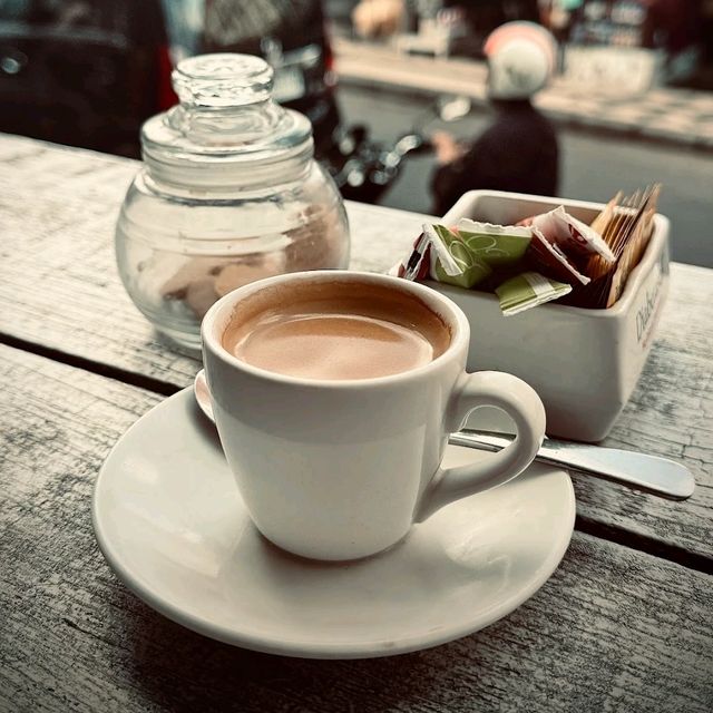 lovely bakes and coffee