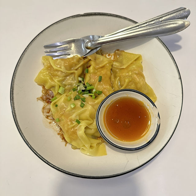 ร้าน เกี๊ยวหนองบัว ตราด📍